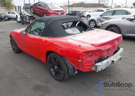 2005 Mazda Mx-5 Miata Cloth из США, поврежденный, VIN JM1NB353750411018